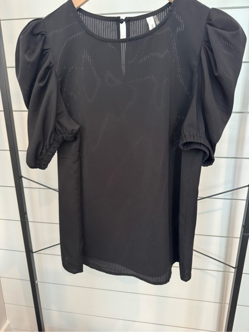 glam NWOT Black Puff Sleeve Blouse